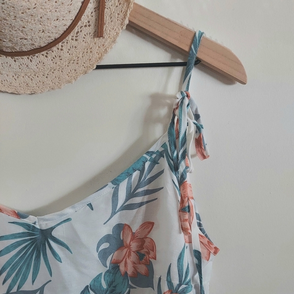 Lotus and Luna Honolulu Tie Tank - Picture 2 of 6